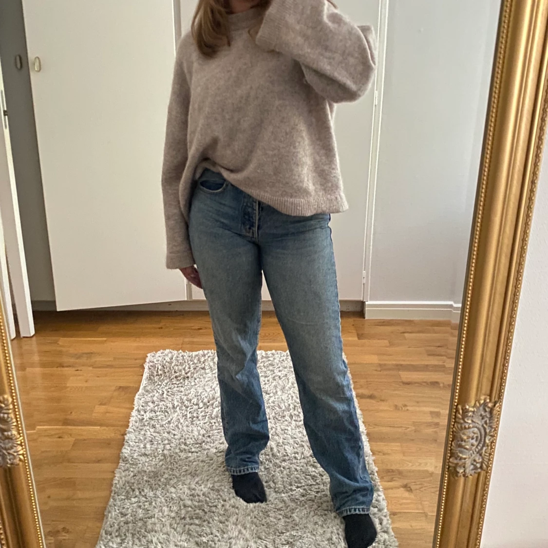 Mid rise jeans