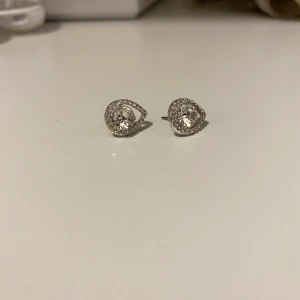 Örhängen - Örhängen 