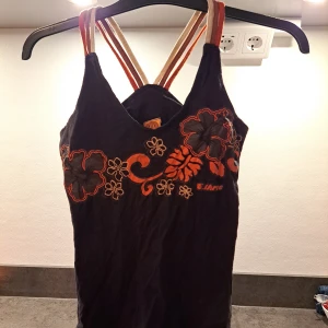 💰 Retro linne 💰 - Unikt och skönt linne  Frakt: 54kr (114kr)