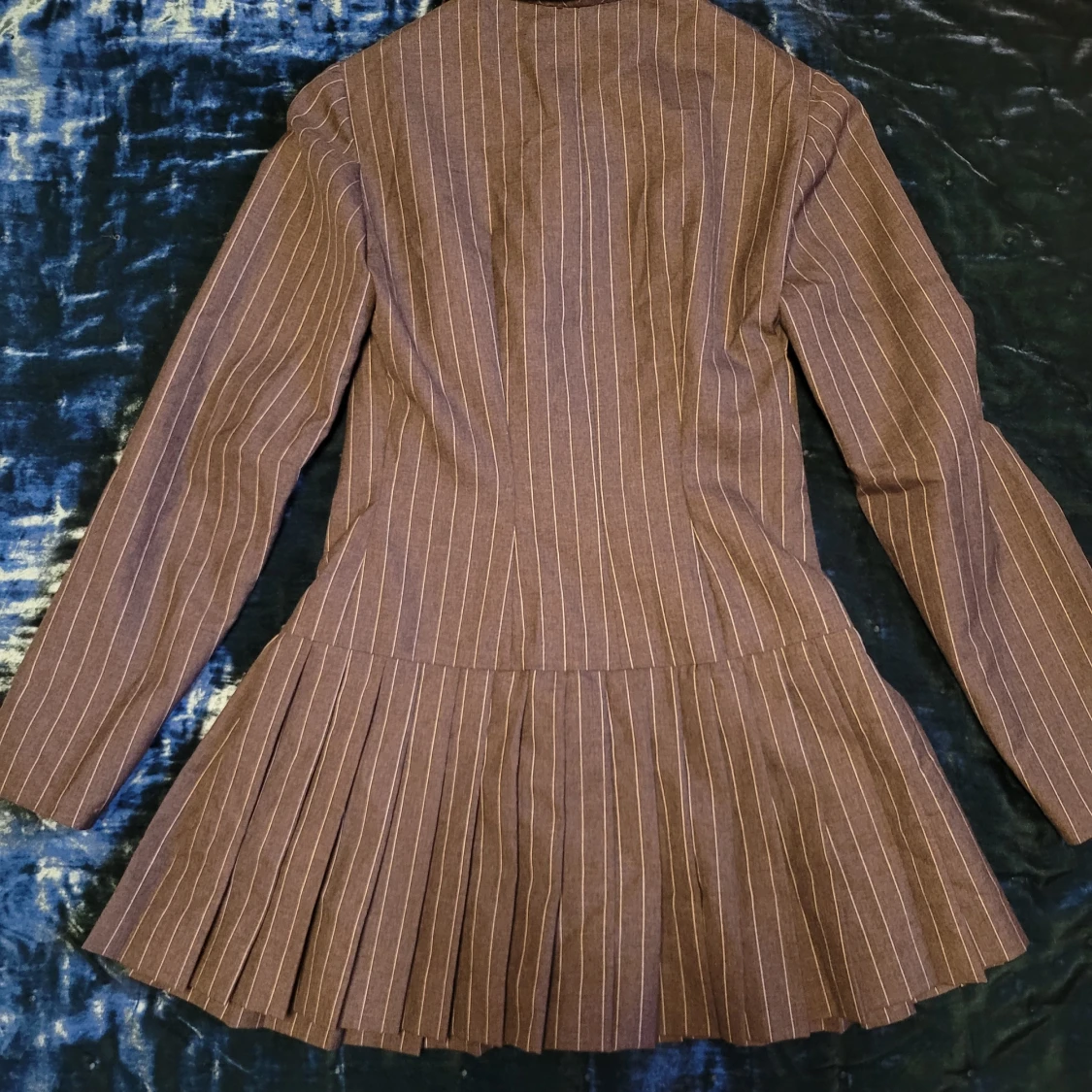 GOTHIC PLEATED DRESS - 90