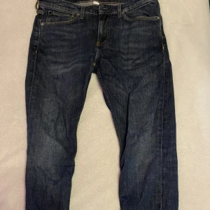 Calvin Klein jeans  - Säljer dessa herr jeansen eftersom dom inte kommer till användning mer 