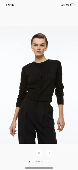 svart kofta - storlek M, 100kr