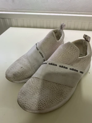 Adidas sneakers 20kr - Adidas sneakers 20kr+frakt 