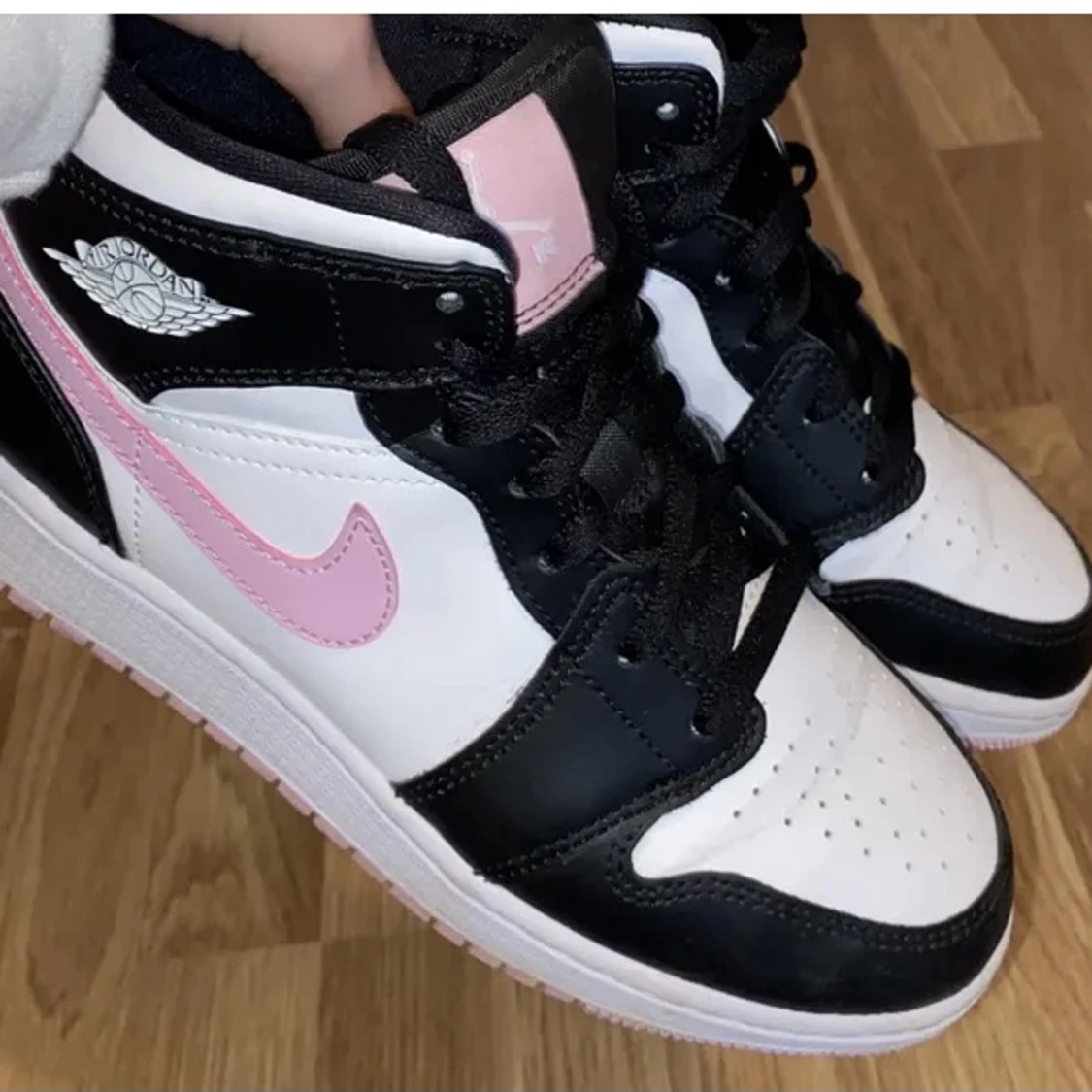 Jordans Arctic Pink  - 91