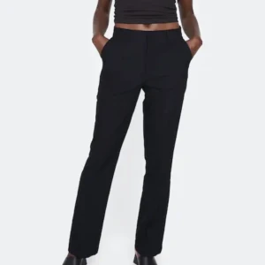 Kostymbyxor  - Kostymbyxor från bikbok strlk 38. Modell Vilma 