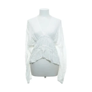 Vit Blus Asos - Jättefin vit blus från Asos. Storlek 38 men passar även mindre. 