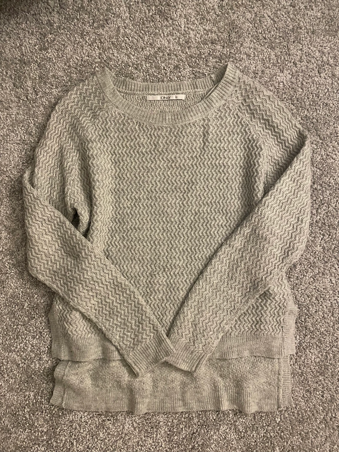 Stickad tröja 