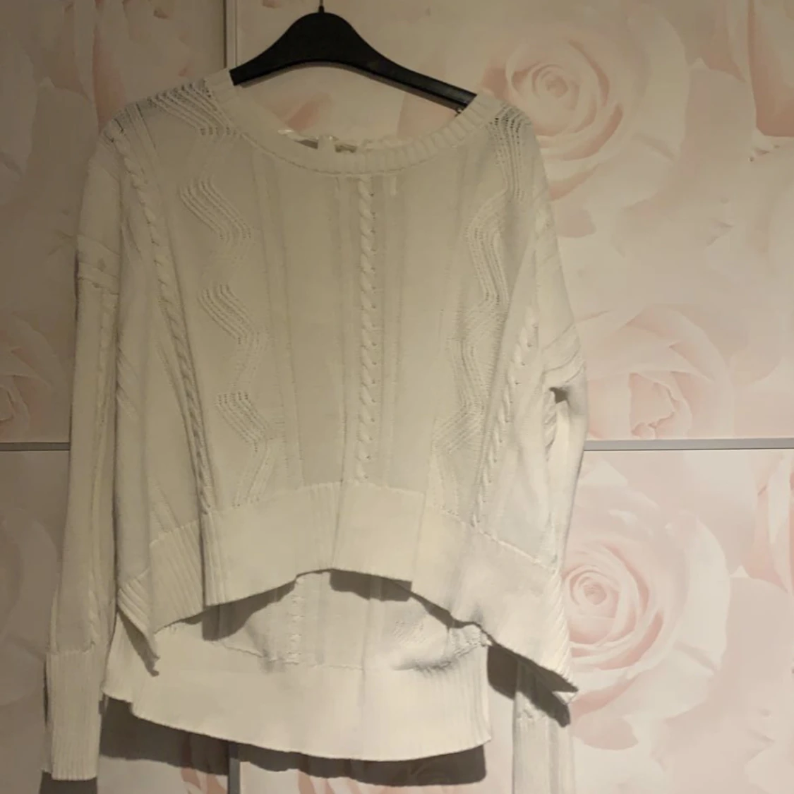 Vit långärmad tröja 