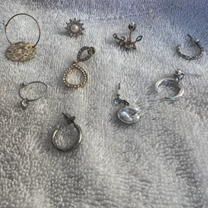 Örhängen - Köp alla för 150 eller välj vilka för 20kr/st