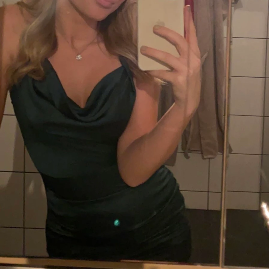 Mörkgrön klänning - 90