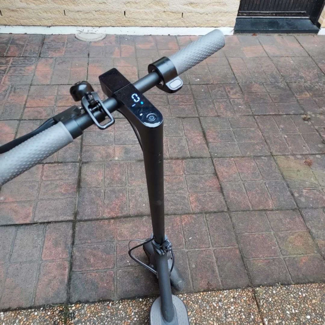 El scooter knappt använd 