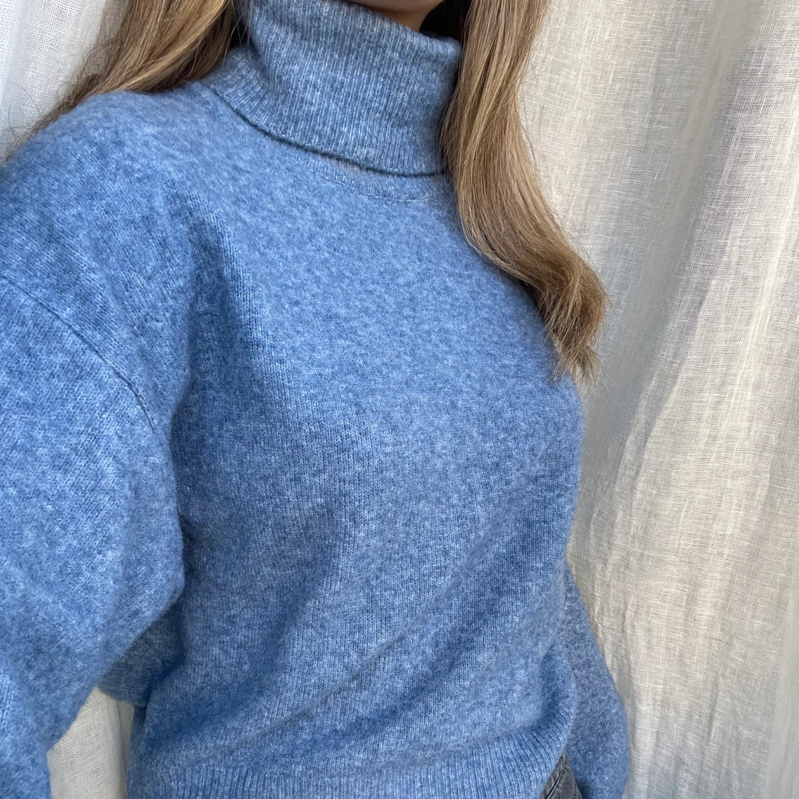 Blå stickad tröja! - 91