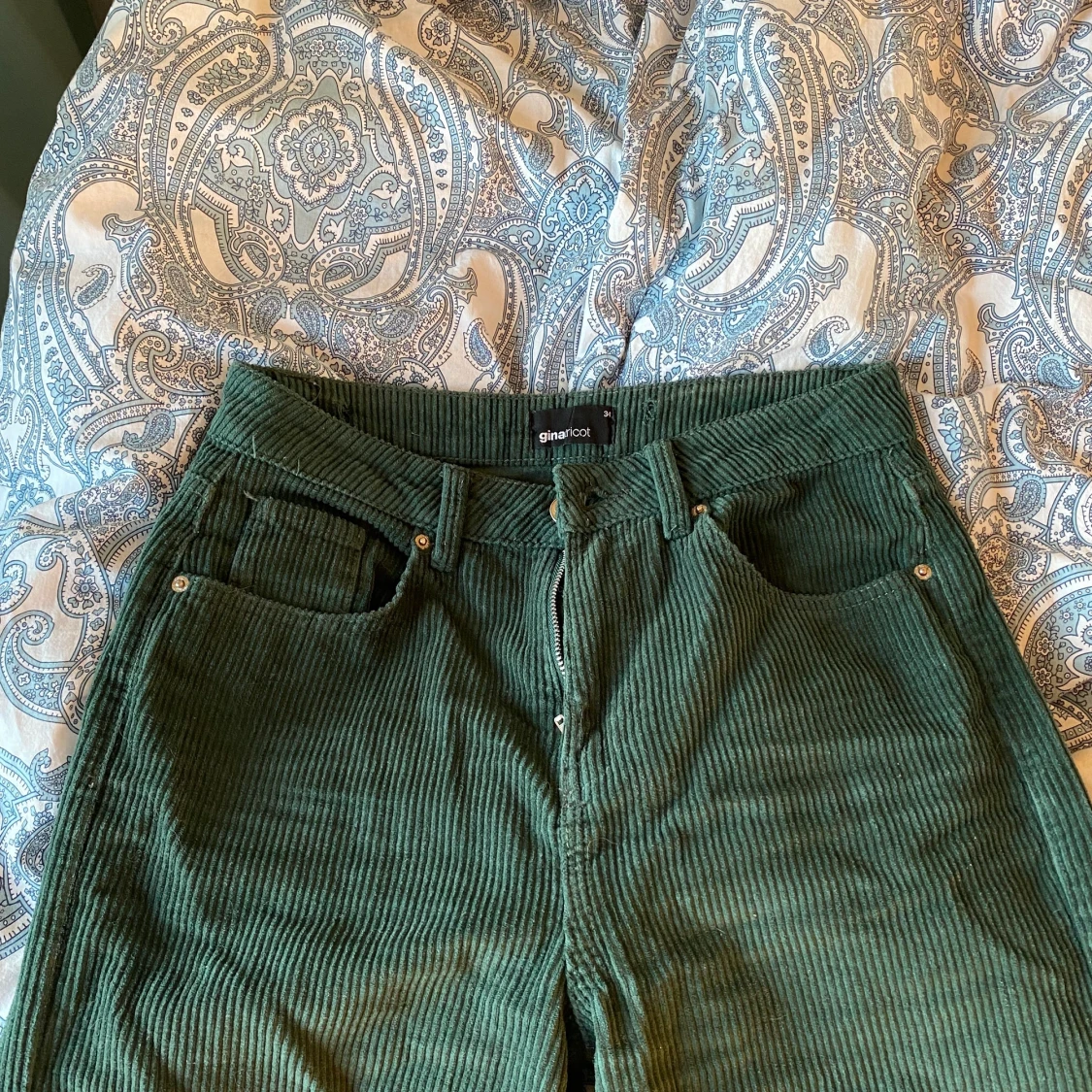 Gröna manchester byxor - 91