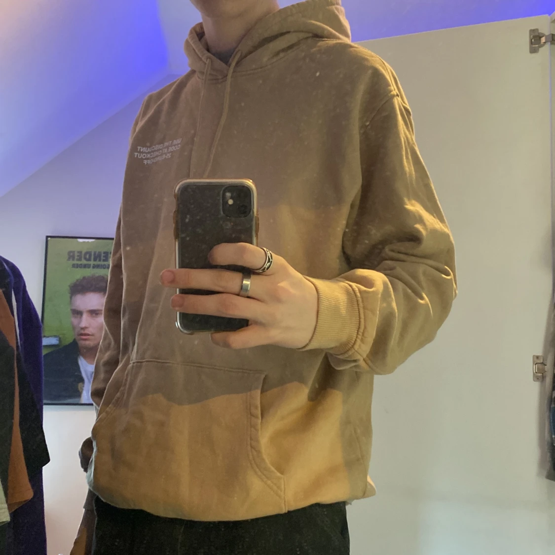 Hoodie från Carlings