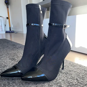 Klacksko Svart - Oanvända. Mycket bra skick