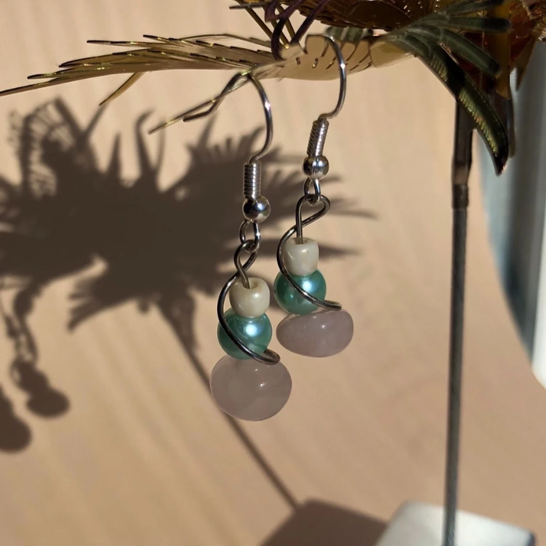 Roskvist kristall örhängen 🌸 - 90