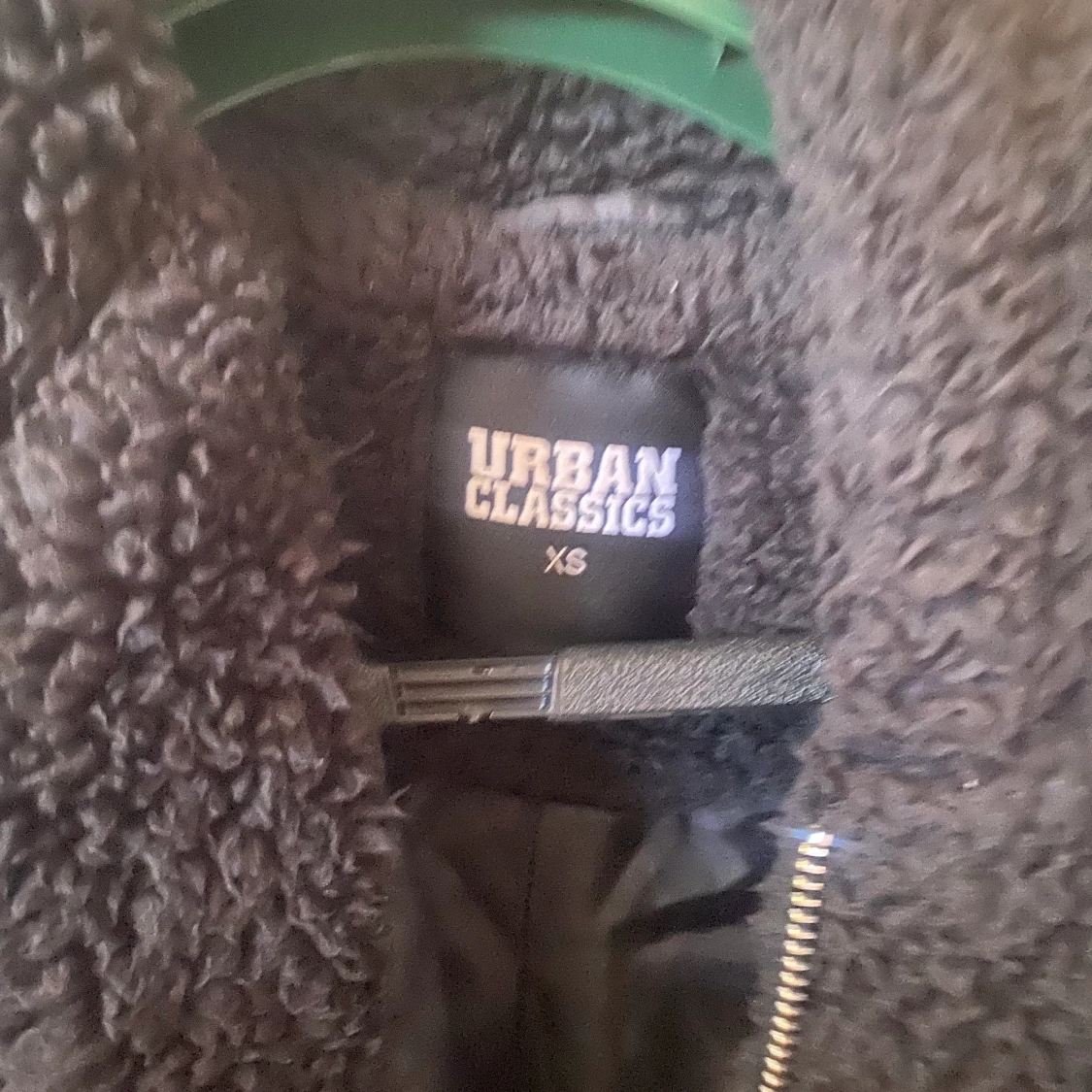 Svart teddykappa - 90