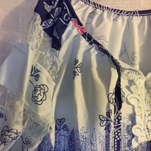 Blusar helt nya - Blusar helt nya, aldrig använda. Fina sommarblusar som på bilden 100 kr stycket. Kan skickas mot betalning swish av blus och frakt billigaste sättet.