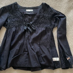 Odd Molly blus st 0 (xs) - Fin Odd Molly blus till salu. Storlek 0, som är detsamma som XS.