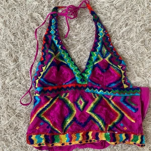 Färgglad topp - Snygg topp köpt second hand! 