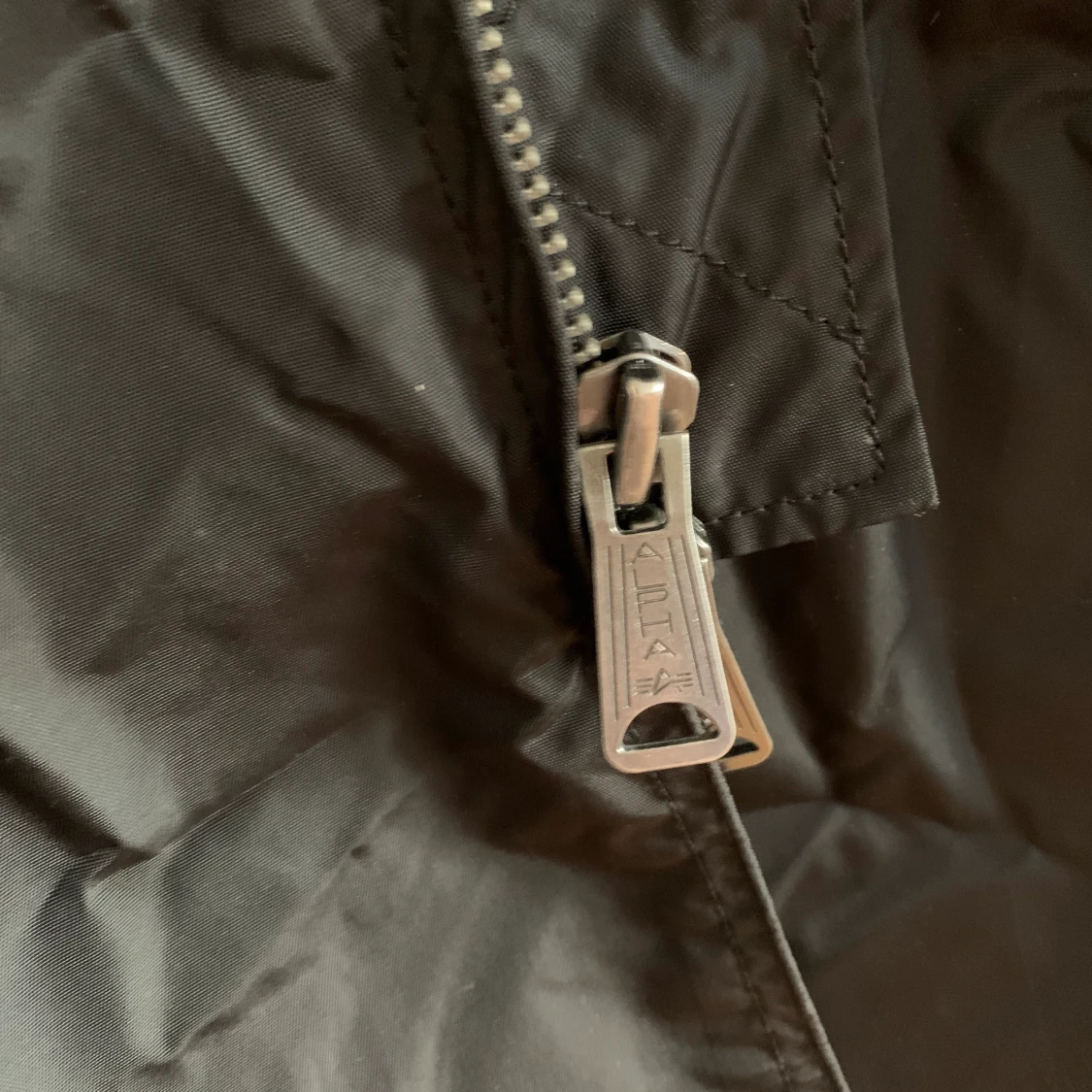 Alpha Industries Jacka storlek S - 91