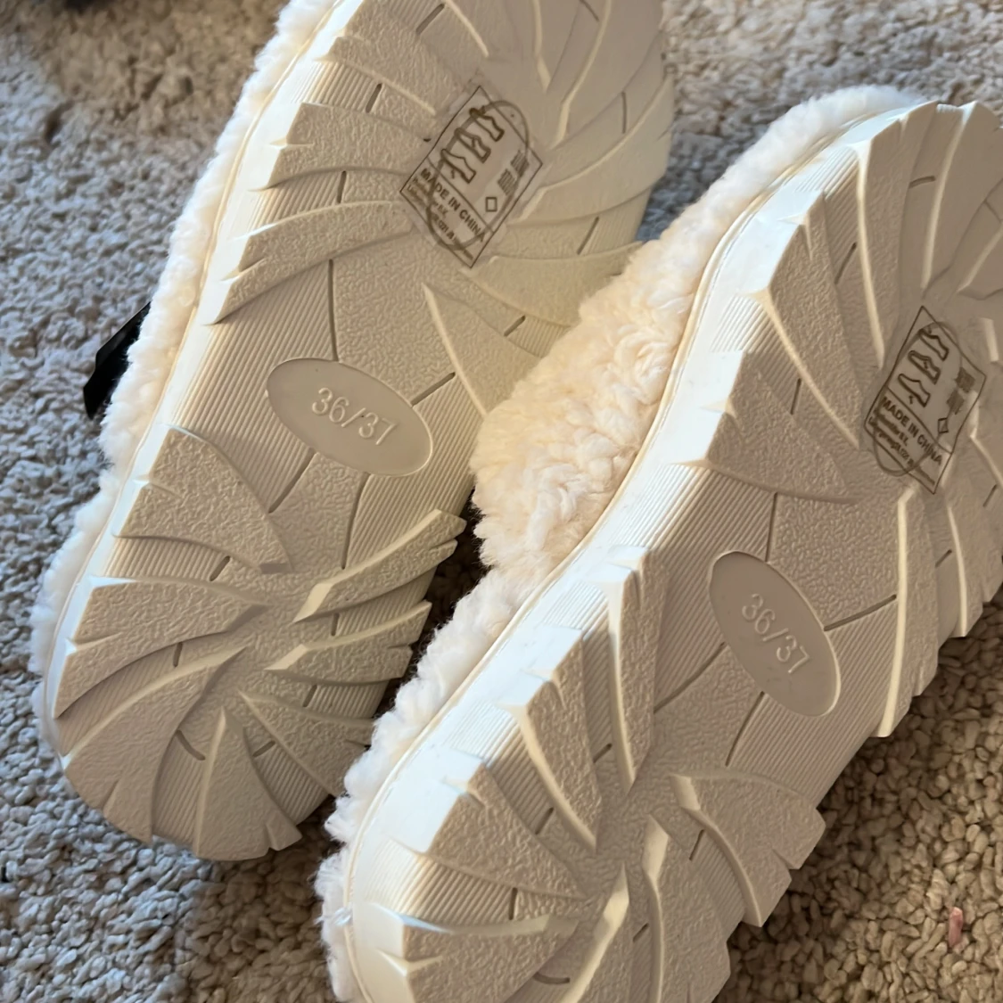 Hunkemöller tofflor / slippers strl 36/37 - 91