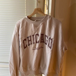 Sweatshirt  - Hämtas vid värnhem 