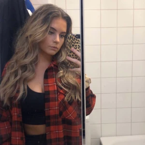 Jacka - Rutig jacka från Zara, väldigt gott skick 