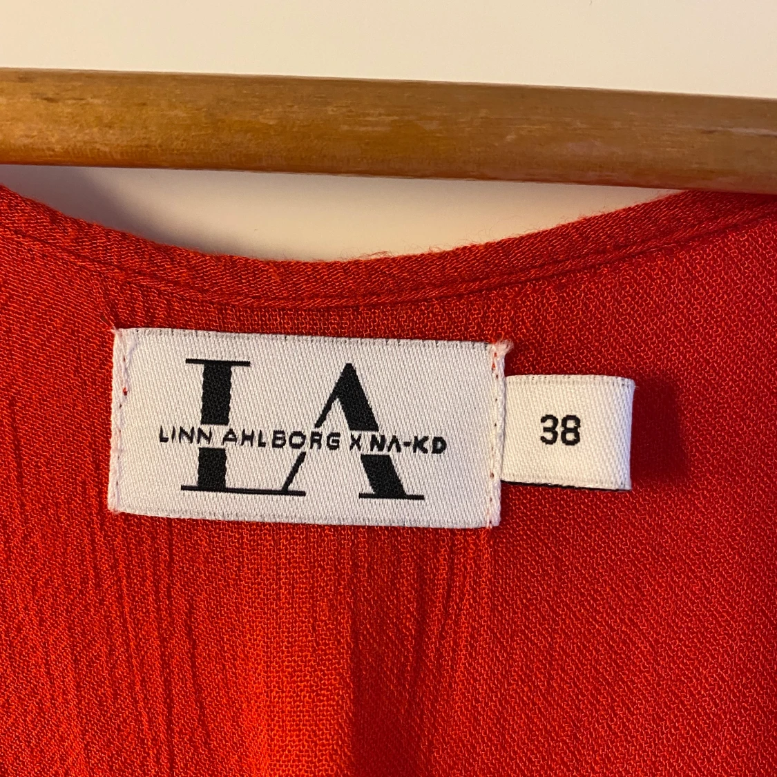 Byxdress i röd - 90