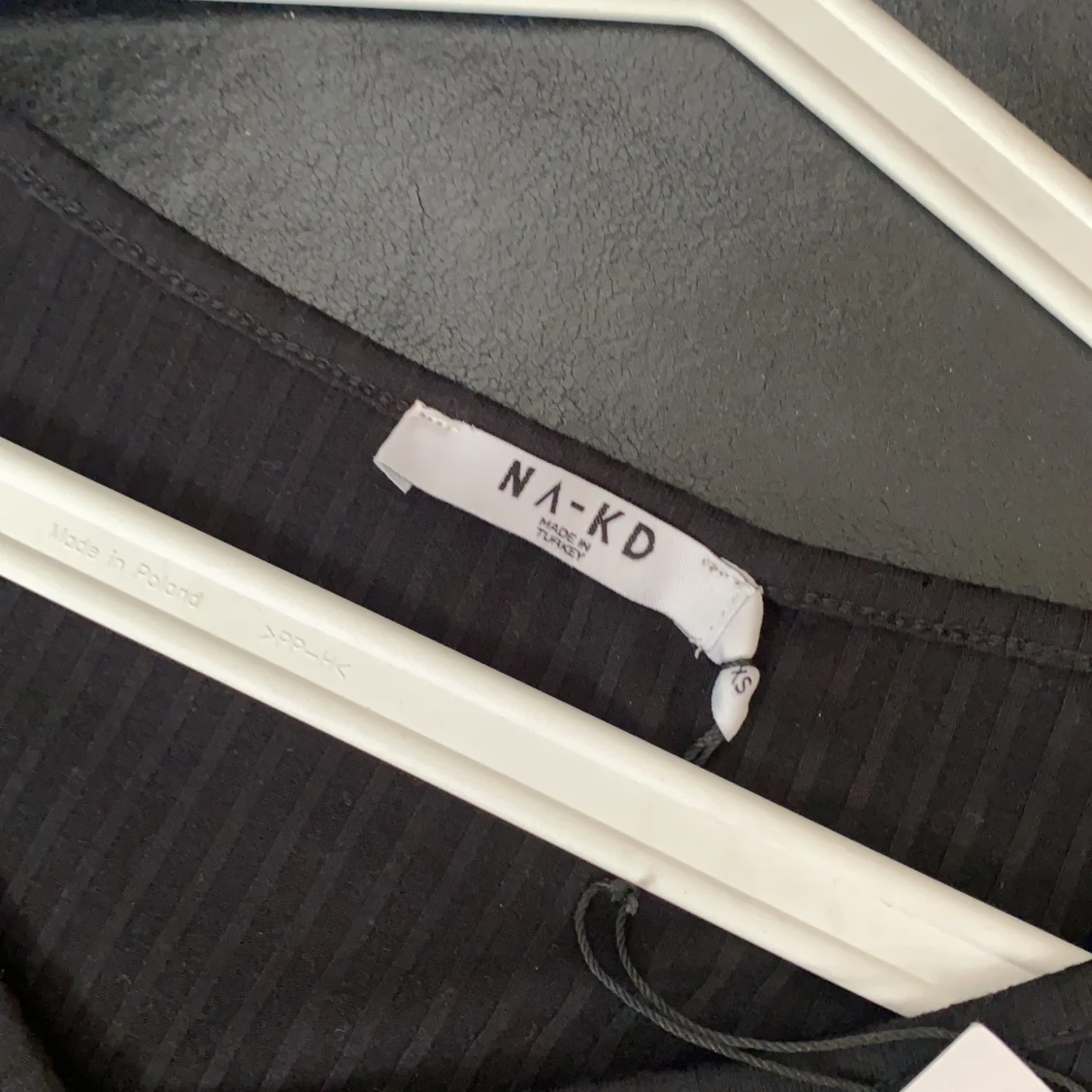 Helt ny Svart NAK-D topp m. etikett - 91
