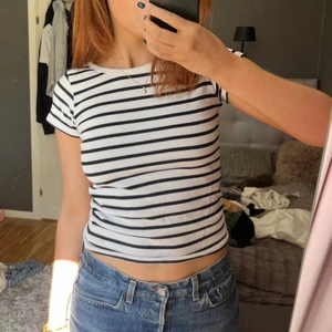 Ganni t-shirt - Jättesöt t-shirt från ganni💓