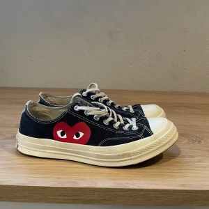 CDG Converse - Cdg converse size 44, bra skick