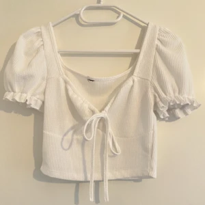 Vit topp - Vit topp i nyskick