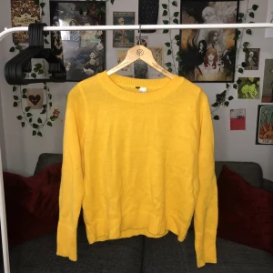 Yellow acrylics sweater  - New, excellent condition. Cut the tag bc it was itchy