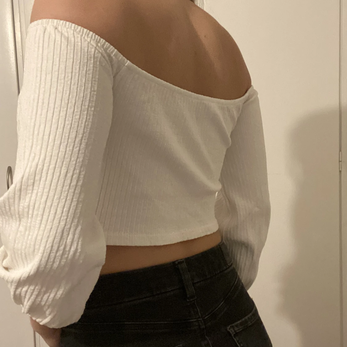 Croppad off shoulder topp - 90