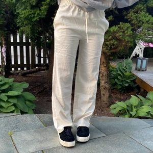 Linnebyxor - Linnebyxor köpta från grekland, i äkta linne! Perfekt längd för mig som är 166🌸