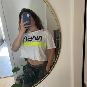 Magtröja  - Knappt använd i gott skick 