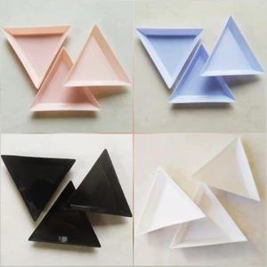 GRATIS FRAKT! 5-Pack Pärlfat - Triangel - Pärlfat triangelformade. 5 stycken per förpackning. 70mm längd per sida.