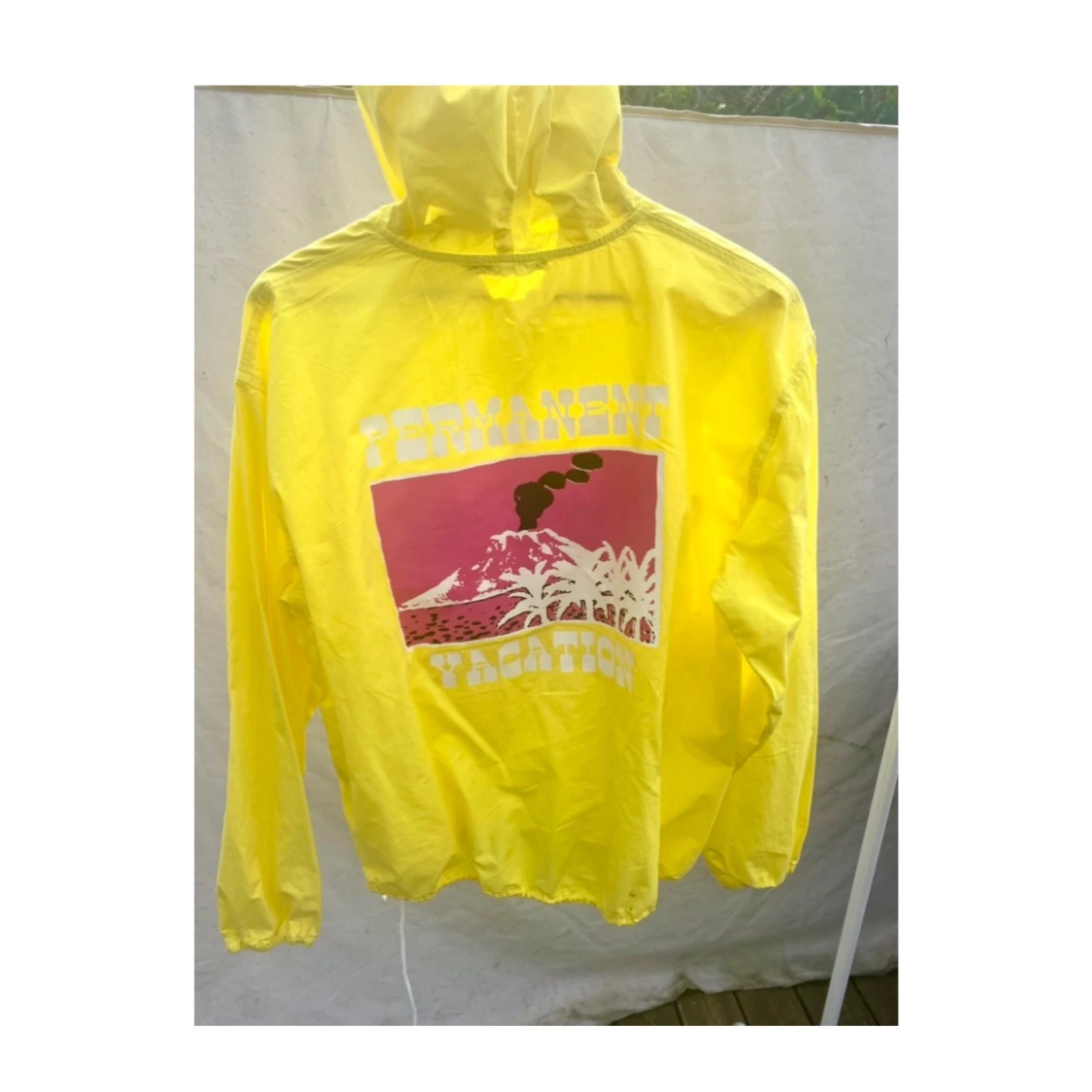 Obey vindjacka  strl M 