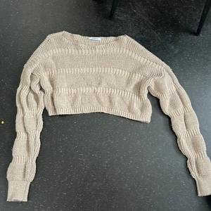 Tröja - Fin stickad tröja från chiquelle, knappt använd! 