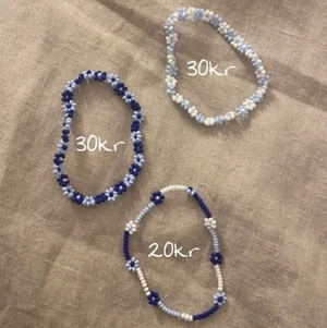 Armband - (Lånad bild) Säljer dessa fina pärlarmband✨✨ Frakt kostar 13kr
