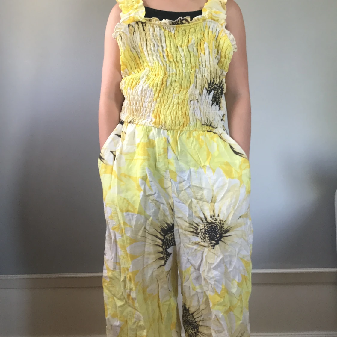 Jag säljer en byx dress!