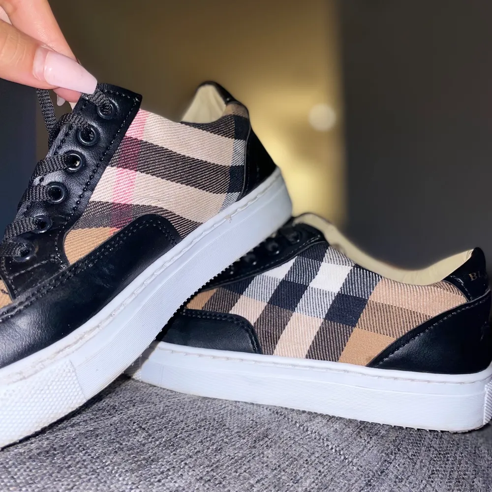 Burberry Skor Dam Skor