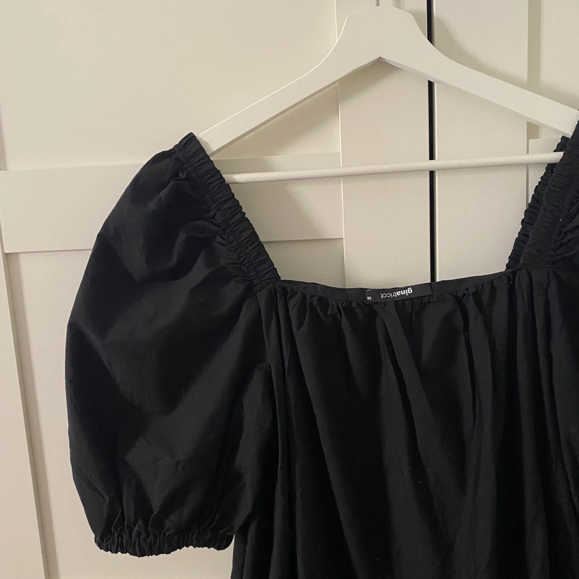 Klänning från Gina Tricot - 90