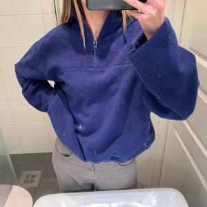 Half zip tröja - Såå najs half zip tröja från weekday herravdelningen!