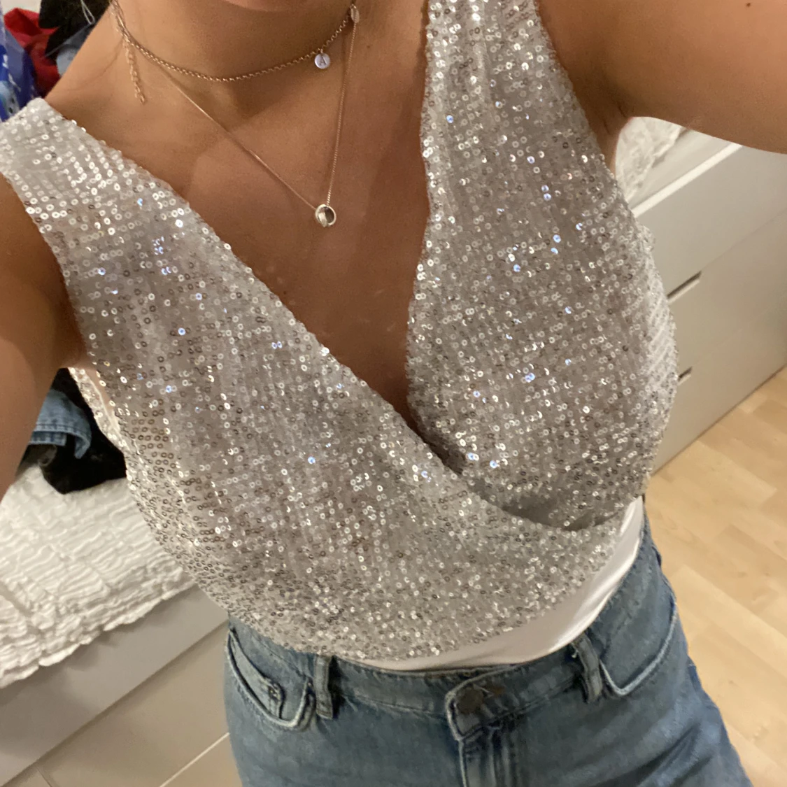 Glitter body strl. 34!