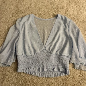 Topp - Jätte söt stopp från shein i storlek M