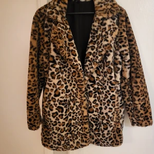 Jacka/ vinterkappa  - Like new