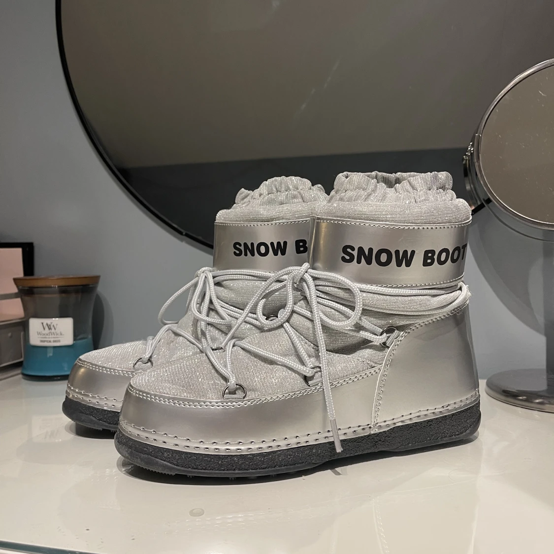 oanvända snowboots/vinterskor - 90