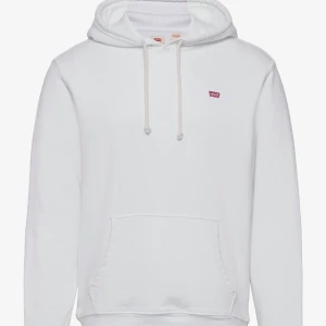 levis hoodie - inte använd många gånger, storlek S, jätteskön o lite ”tyngre” i materialet, nypris 800kr, mitt pris 120kr kan tänka mig lägre pris vill bara bli av med den